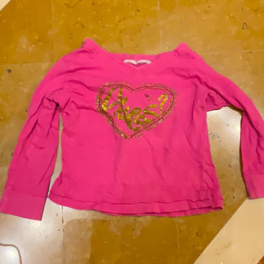 A guess shirt for toddlers 💗